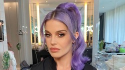 Penampilan Kelly Osbourne Bikin Pangling, Suntik Botox hingga Turun 38 Kg