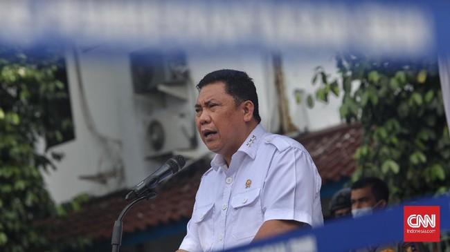 Kepala BNN Petrus Golose tak ingin revisi UU Narkotika yang sedang bergulir menjadi modus bagi para pengguna narkoba agar bisa direhabilitasi.