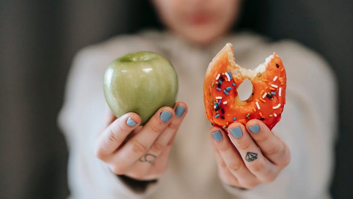 Segudang Efek Buruk Jika Hanya Makan Sekali Sehari dengan Nutrisi Tak Seimbang Segudang Efek Buruk Jika Hanya Makan Sekali Sehari dengan Nutrisi Tak Seimbang