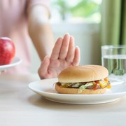 Hati-hati! Makanan Ini Perlu Kamu Hindari di Usia 30-an