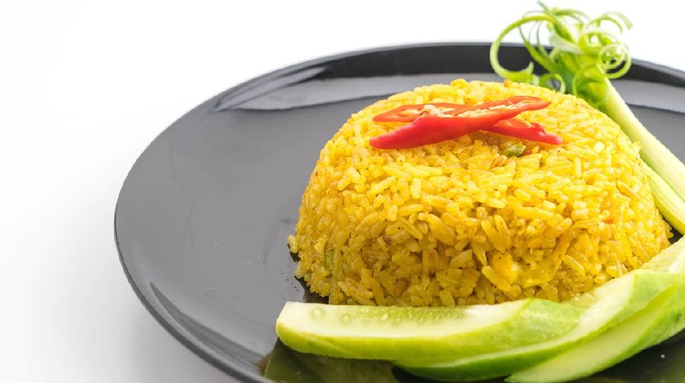curry fried rice in