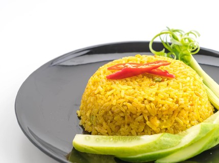 2 Variasi Resep Nasi Kuning Tanpa Santan Tapi Enaknya Kabangetan