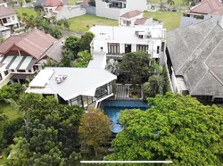 Mewahnya Rumah Momo Geisha Bikin Geleng Kepala, Ada Danau hingga Lapangan Golf