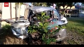VIDEO: Ambulans Bawa Jenazah Kecelakaan Di Brebes, 2 Tewas