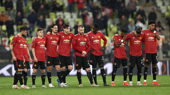 Manchester United kembali gagal merebut gelar sejak terakhir kali meraihnya saat masih diarsiteki Jose Mourinho pada 2017.