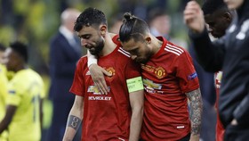 Fernandes Menangis Usai Man Utd Kalah di Liga Europa