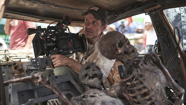 Zack Snyder tahun ini memulai proyek kerjasamanya dengan Netflix dengan merilis film Army of the Dead, yang mengisahkan tentang wabah zombie.
