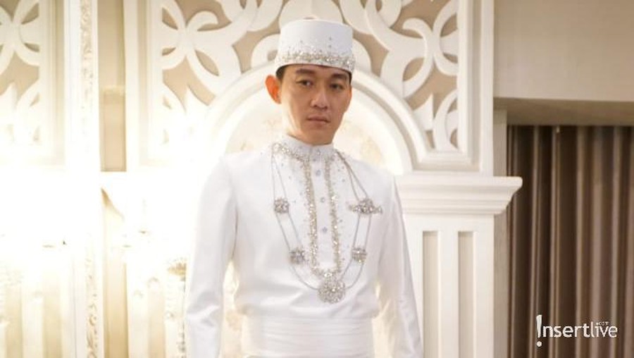 Bocoran Baju Akad Ifan Seventeen & Citra Monica Ifan Seventeen dan Citra Monica akan melangsungkan pernikahan. Yuk kita intip bocoran baju akad saat mereka fitting!