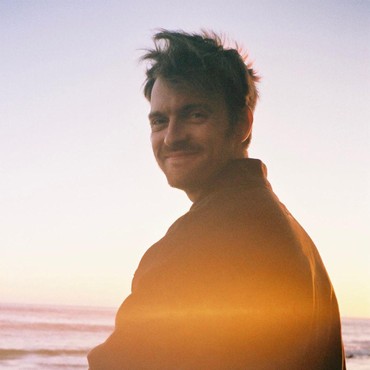 Lirik Lagi Love is Pain - FINNEAS