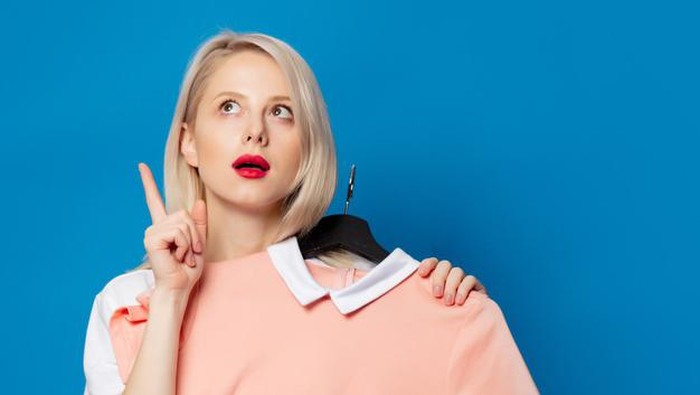 6 Kesalahan Memakai Baju yang Bikin Tubuh Terlihat Gemuk