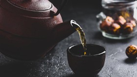 Jangan Minum Teh dan Kopi di Waktu Ini, Bisa Bikin Berabe