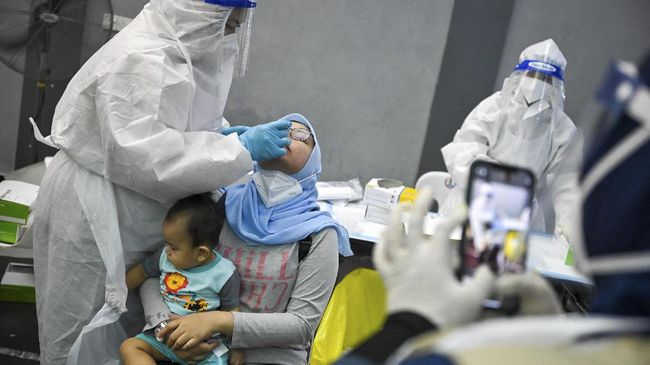 Pakar Ungkap Faktor Penyebab Covid-19 Malaysia Tinggi Epidemiolog Dicky Budiman membedah berbagai faktor di balik kasus infeksi Covid-19 di Malaysia yang masih tinggi.