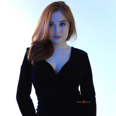 Michelle Kuhnle Dipecat Persis Solo, Netizen Salahkan Nadiya Arifta