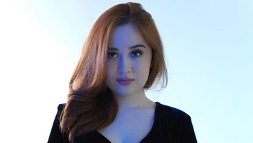 Michelle Kuhnle Dipecat Persis Solo, Netizen Salahkan Nadiya Arifta