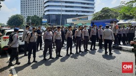 Aparat TNI-Polri Merapat Amankan Aksi Ruwatan KPK