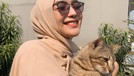 7 Artis dan Kucing Mahalnya Berikut inilah para artis dengan kucing mahalnya