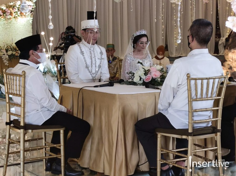 Detik-detik Akad Nikah Ifan Seventeen dan Citra Monica