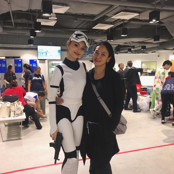 <p>Meski kedua orang tuanya bekerja di dunia hiburan, namun Sasi memilih berkecimpung sebagai atlet ice skating sedangkan Arka menekuni olahraga ice hockey. (Foto: Instagram)</p>