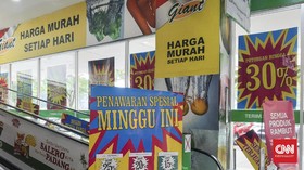 Karyawan Belum Dapat Kepastian Nasib Usai Giant Tutup Gerai