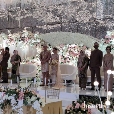 Intip Momen Resepsi Pernikahan Ifan Seventeen dan Citra Monica