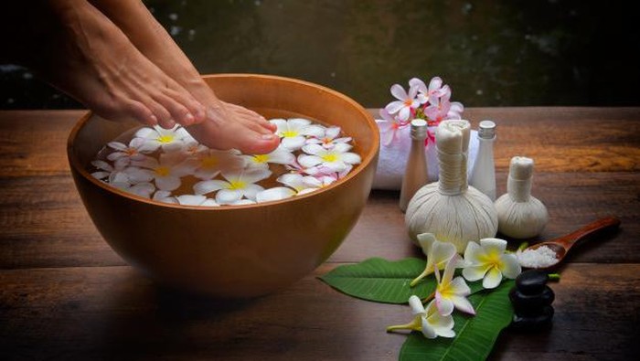 Kiat Mudah untuk Dapatkan Kaki Sehat dan Mulus Bak 'Cinderella', Bisa Ditiru!