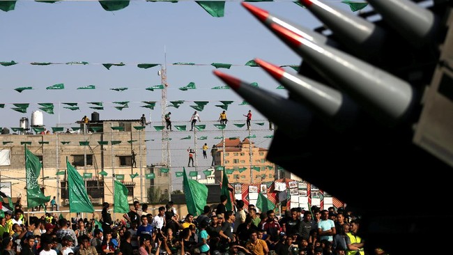 Hamas terus memerangi Israel, dari mana sumber duit milisi Palestina tersebut di tengah blokade total dari sejumlah negara terutama negara-negara Barat?