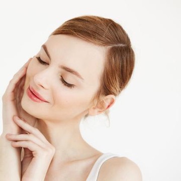 img-title 5 Kandungan Skincare untuk Kulit Sensitif, Ampuh Atasi Kemerahan