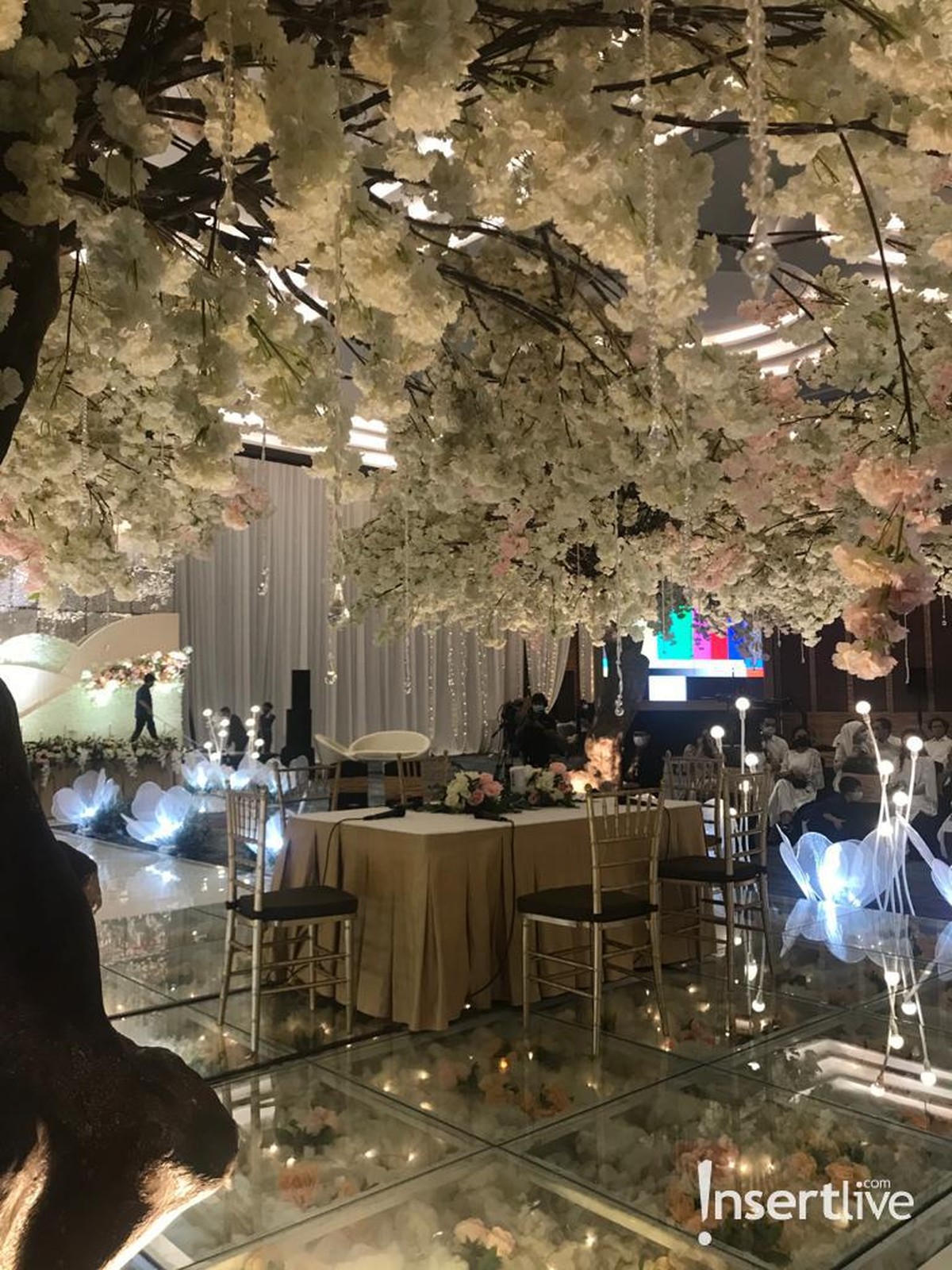 Pernikahan Ifan Seventeen dan Citra Monica