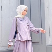 5 Ide Mix and Match Peter Pan Collar Blouse untuk Hijabers, Tampil Fresh dan Fashionable
