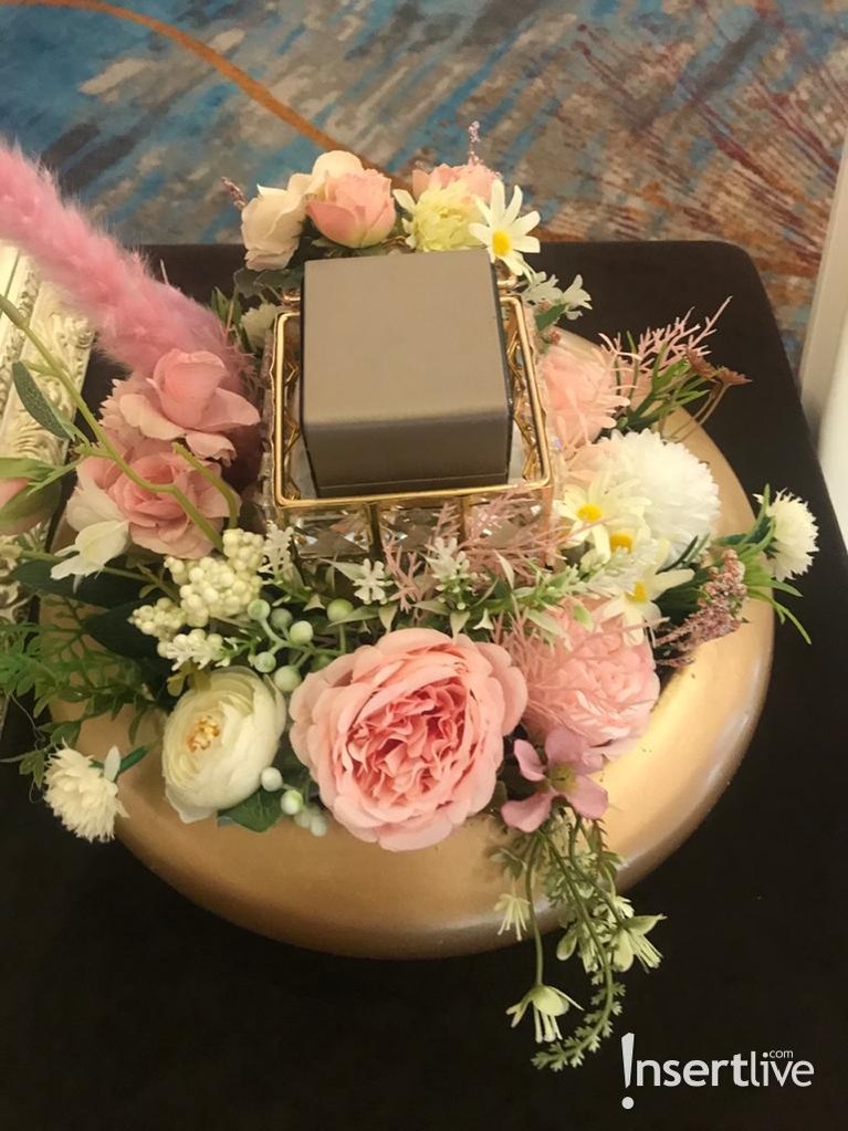 Serba-serbi Pernikahan Ifan Seventeen & Citra Monica Ifan Seventeen dan Citra Monica telah resmi menikah pada hari ini (29/5). Yuk kita intip serba-serbi pernikahan mereka!