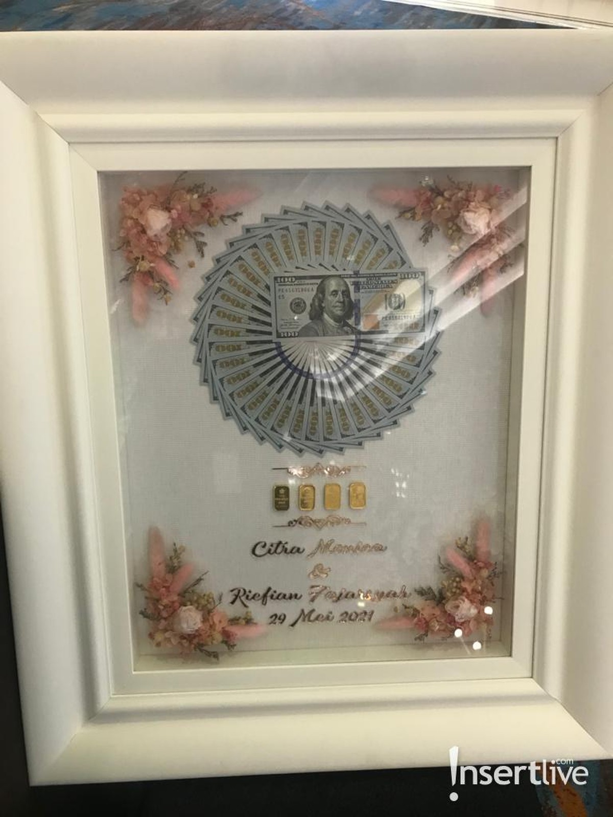 Ifan Seventeen dan Citra Monica telah resmi menikah pada hari ini &lpar;29&sol;5&rpar;&period; Yuk kita intip serba-serbi pernikahan mereka&excl;