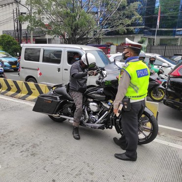 Segini Biaya Denda Tilang Moge yang Masuk Jalur Busway
