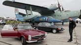 FOTO: Deretan Mobil Antik di Festival Old Car Land Ukraina Ratusan mobil antik dan langka dipamerkan di festival Old Car Land di Kiev, Ukraina sejak 28 Mei 2021. Ada 700 mobil antik dipamerkan.