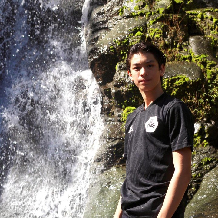 <p>Eddy Maliq Meijer lahir pada 2007 silam, Bunda. Kini Eddy telah beranjak remaja. April lalu, usianya genap 14 tahun. Sang Bunda pun mengunggah foto sembari menulis ucapan selamat untuk putra semata wayangnya. (Foto: Instagram: @maudykoesnaedi)</p>