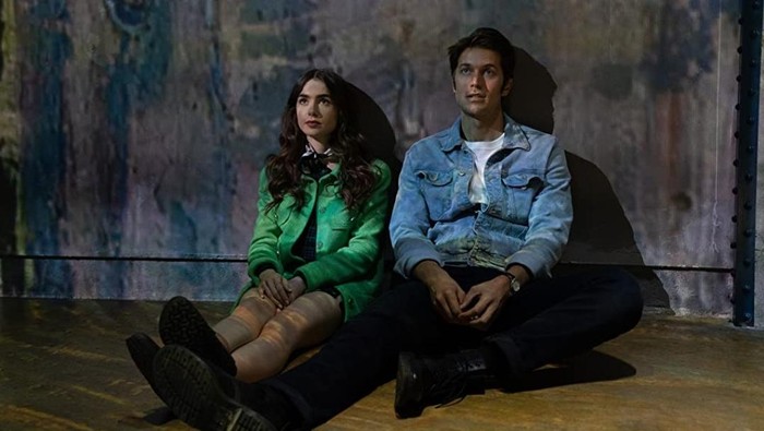 Ada 3 Pemain Baru dalam Emily in Paris Season 2, Gabriel Dapat Saingan!