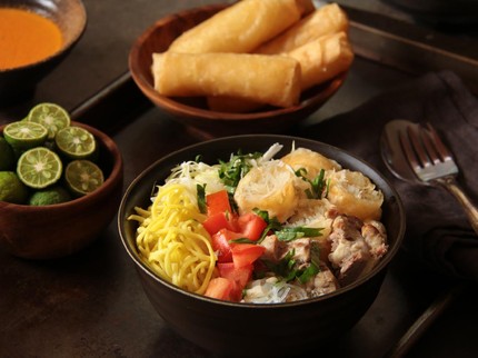 Resep Soto Mie Bogor Isi Komplit dan Bikin Kenyang, Kuahnya Gurih Bun!