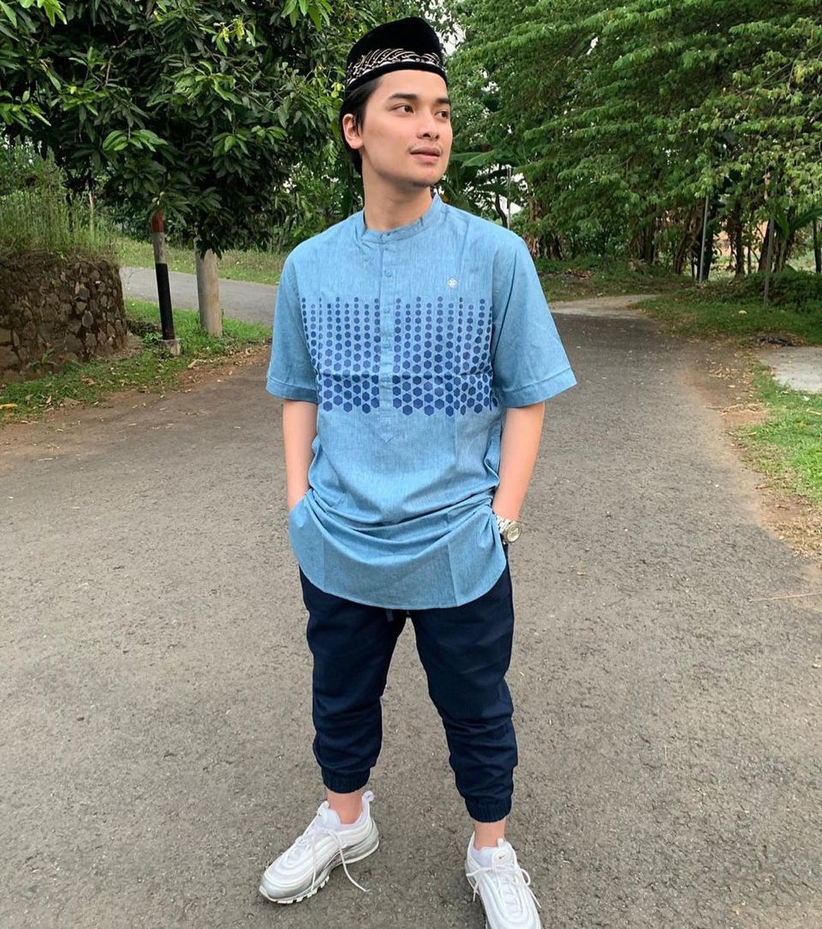 Larissa Chou menggugat cerai Alvin Faiz&period; Ia juga membeberkan kejelekan Alvin Faiz&comma; yuk intip potret Alvin Faiz&excl;