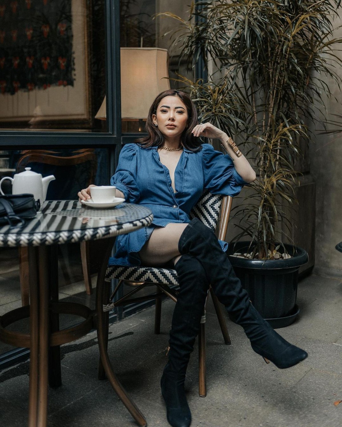 Ayu Aulia mengaku ingin menjadi istri kedua Vicky Prasetyo di video YouTube miliknya&period; Yuk kita intip sosok model seksi ini&excl;