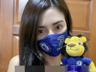 Model Thailand Pamer Foto Panas Usai Chelsea Juara Liga Champions