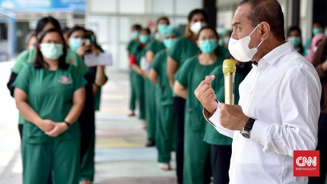 Kasus Covid-19 di Sumatera Utara melonjak usai libur lebaran. Gubernur Sumut Edy Rahmayadi menambah 320 kamar isolasi di tiga rumah sakit.