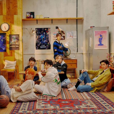 Lirik Lagu Don't Fight the Feeling - EXO