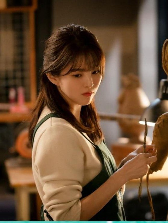 Han So Hee dalam drama Nevertheless