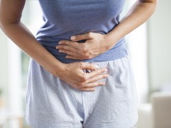 6 Tanda Kista Ovarium, Nyeri Panggul dan Perut Membesar