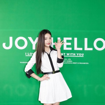 Lirik Lagu Terjemahan Hello - Joy Red Velvet