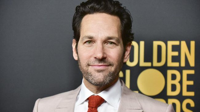 Aktor Paul Rudd dinobatkan sebagai Pria Terseksi 2021 atau Sexiest Man Alive versi majalah People