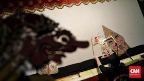 Respons Sudjiwo Tedjo Soal Wayang itu Haram