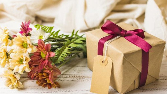 Pentingnya Self Reward Jangan Pilih Hadiah yang Merugikan, Cek Yuk!