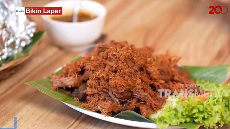 Bikin Laper! Ibnu Jamil Makan Tongkol Suwir Kemangi di Warteg Kekinian
