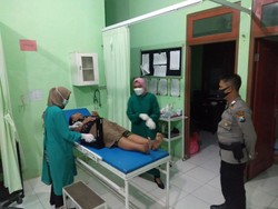 Gegara Cabai, Emak-Emak Berantem Sampai Gigit Jempol Hingga Putus