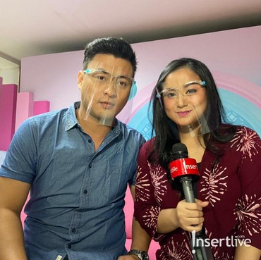 Mengapa Juwita Bahar & Suami Pilih Tunda Momongan?